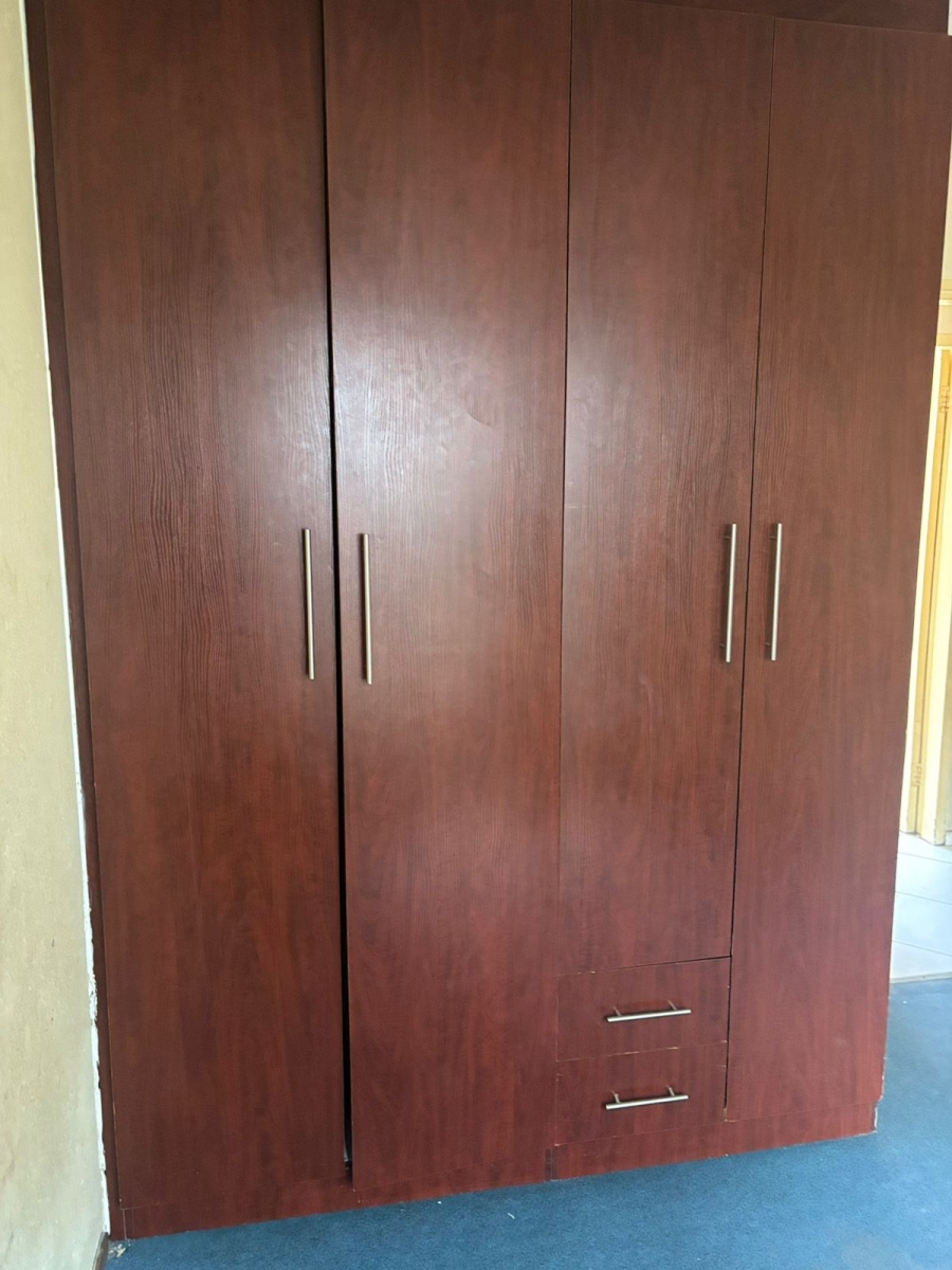 6 Bedroom Property for Sale in Riverlea Gauteng