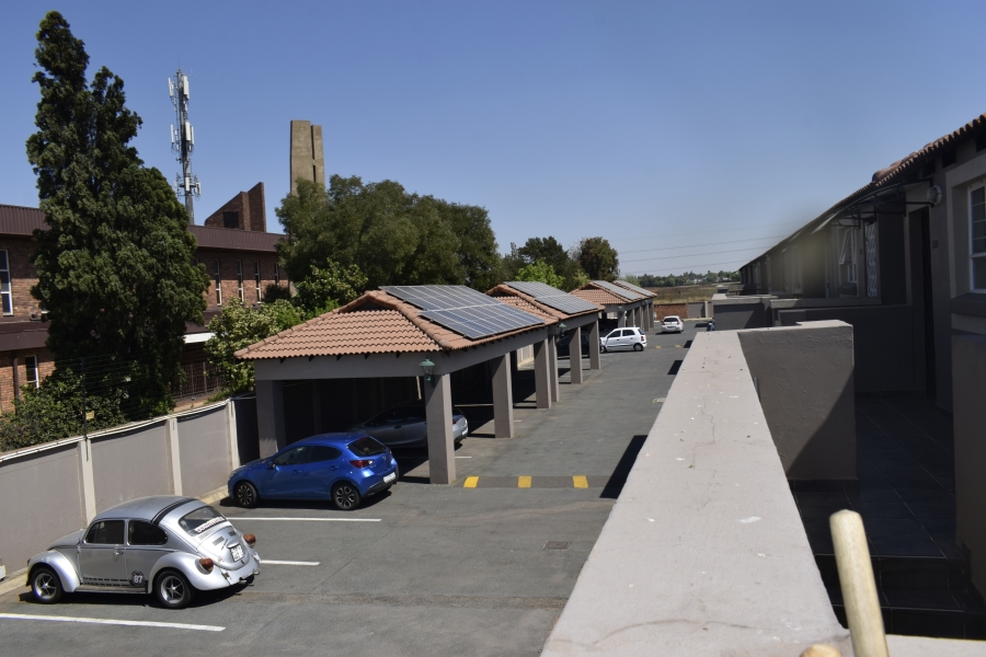 2 Bedroom Property for Sale in Van Dyk Park Gauteng