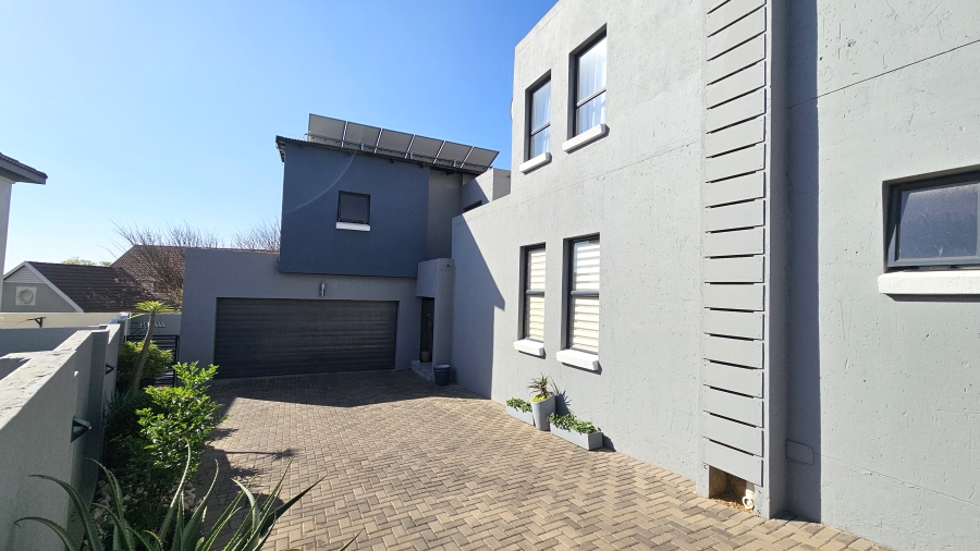 3 Bedroom Property for Sale in Olympus AH Gauteng