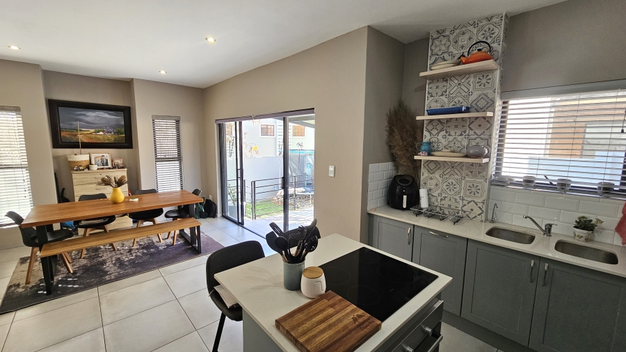 3 Bedroom Property for Sale in Olympus AH Gauteng