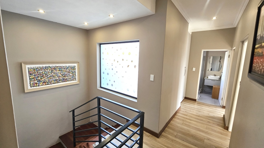 3 Bedroom Property for Sale in Olympus AH Gauteng