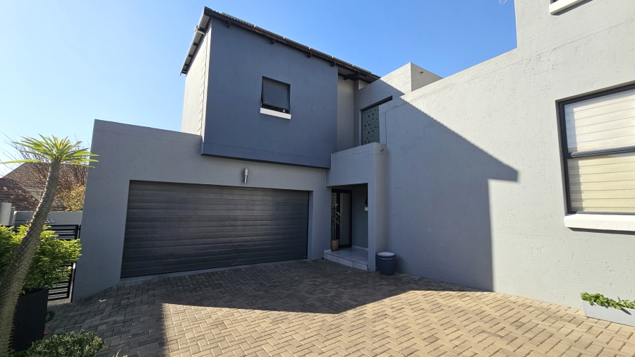 3 Bedroom Property for Sale in Olympus AH Gauteng