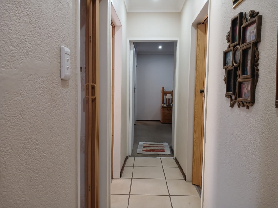 3 Bedroom Property for Sale in Homelake Gauteng