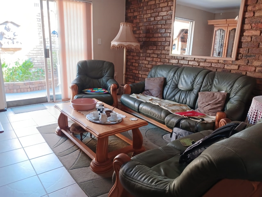 3 Bedroom Property for Sale in Homelake Gauteng