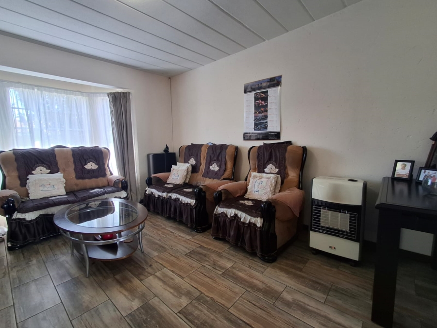 3 Bedroom Property for Sale in Eden Glen Gauteng