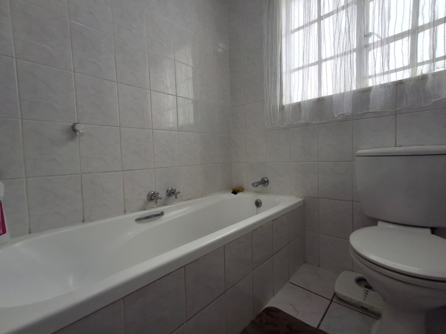 3 Bedroom Property for Sale in Eden Glen Gauteng