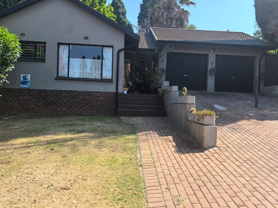 3 Bedroom Property for Sale in Weltevreden Park Gauteng