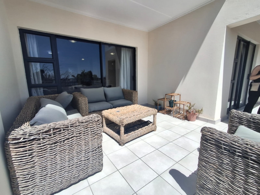 2 Bedroom Property for Sale in Greenstone Hill Gauteng