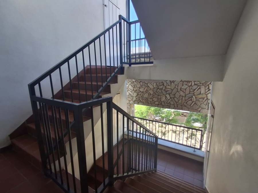 2 Bedroom Property for Sale in Greenstone Hill Gauteng