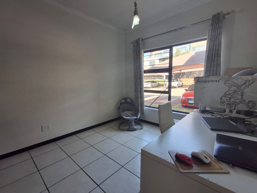 3 Bedroom Property for Sale in Greenstone Park Estate Gauteng