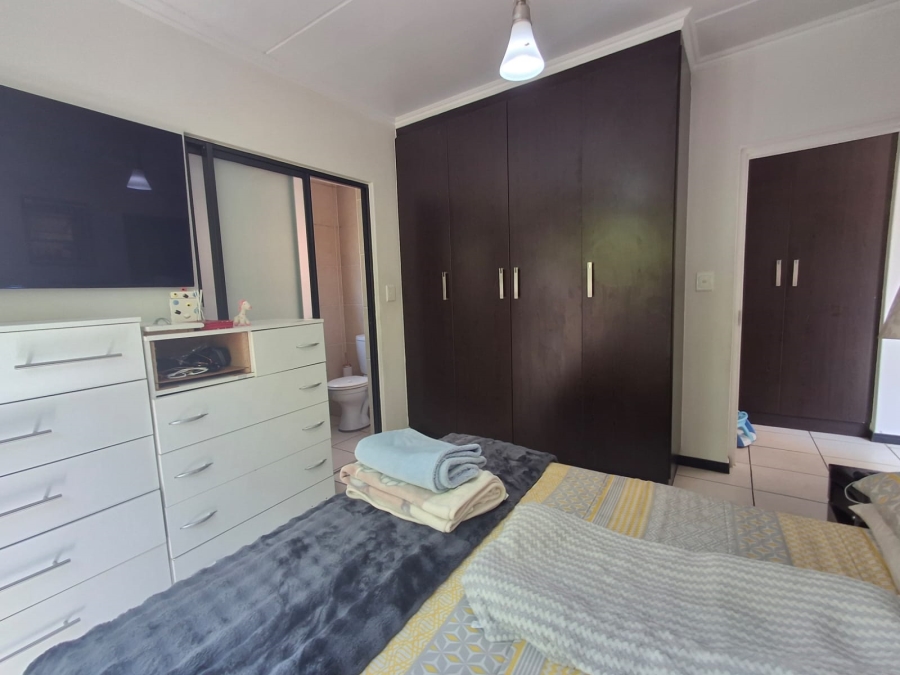 3 Bedroom Property for Sale in Greenstone Park Estate Gauteng