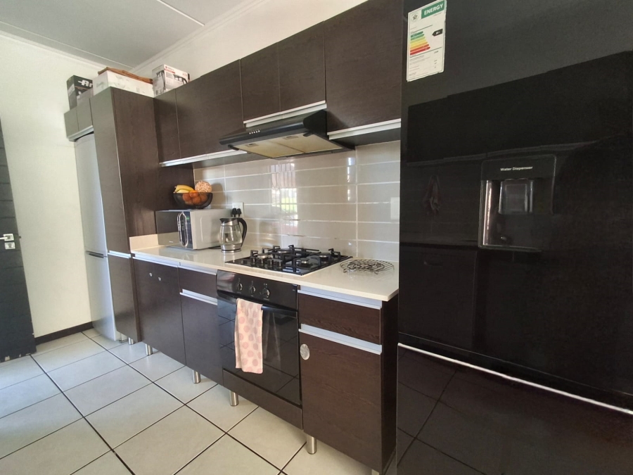 3 Bedroom Property for Sale in Greenstone Park Estate Gauteng