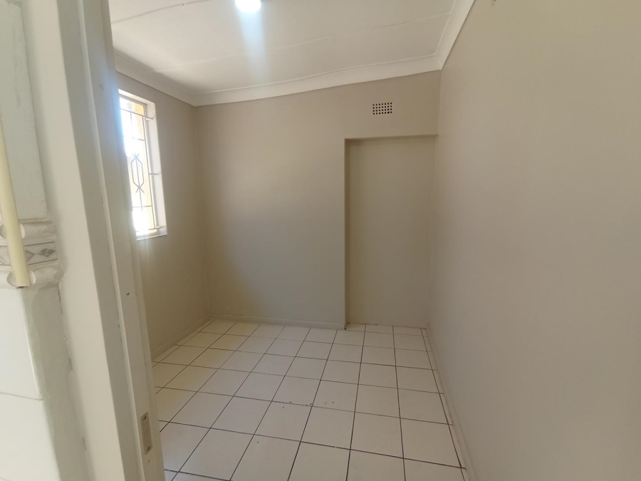 5 Bedroom Property for Sale in Ridgeway Gauteng