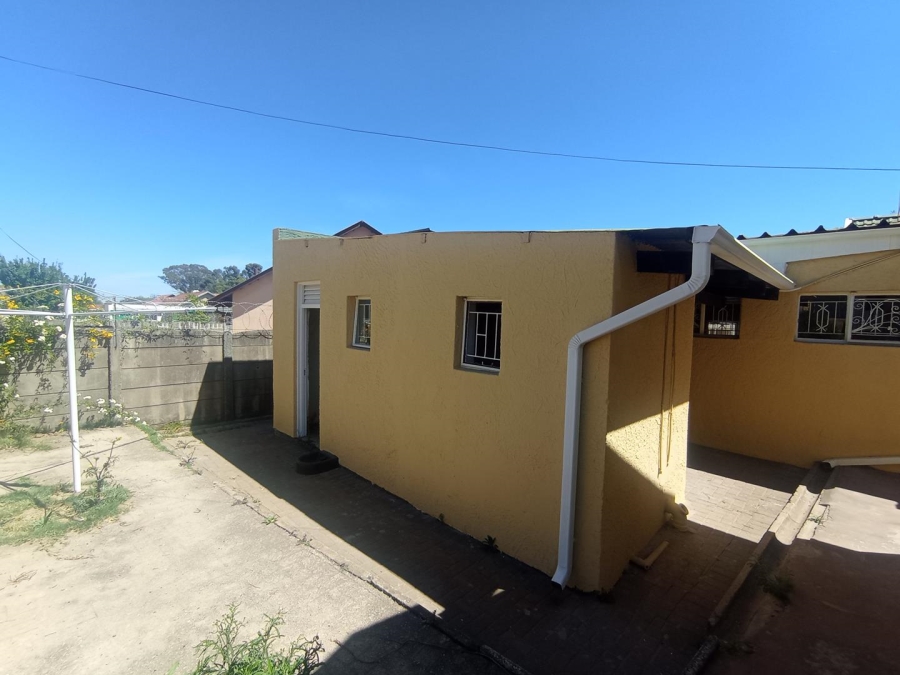 5 Bedroom Property for Sale in Ridgeway Gauteng