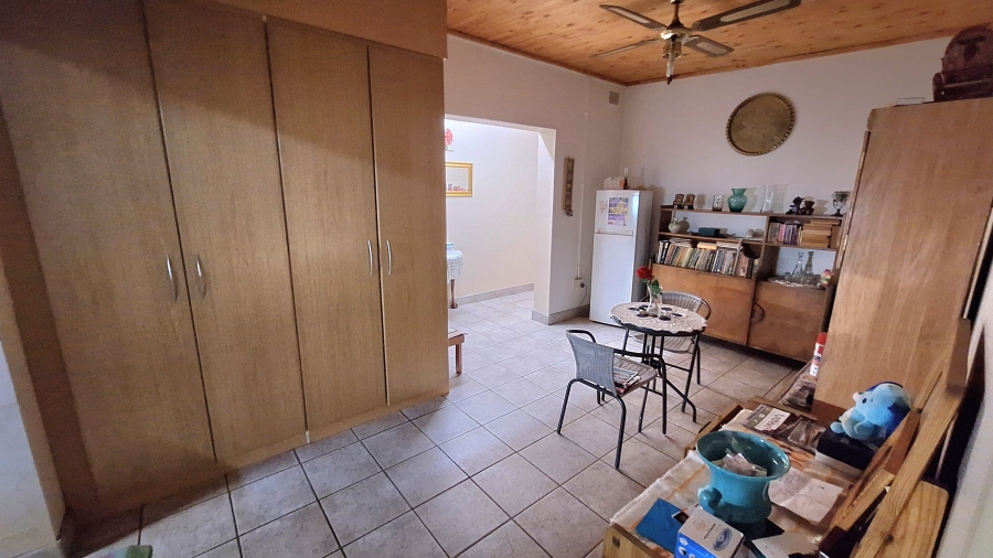 6 Bedroom Property for Sale in Moregloed Gauteng