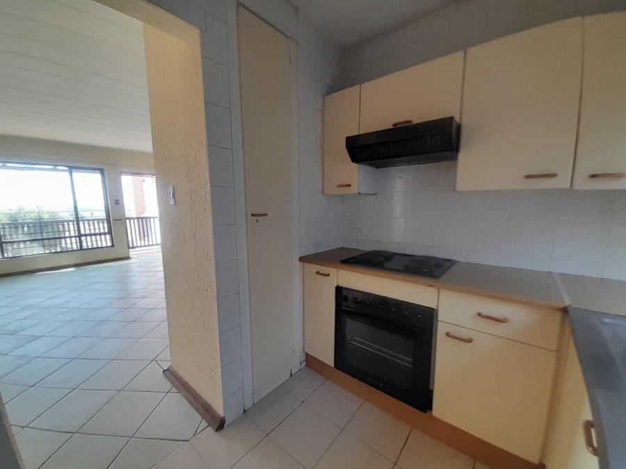 To Let 2 Bedroom Property for Rent in Little Falls Gauteng