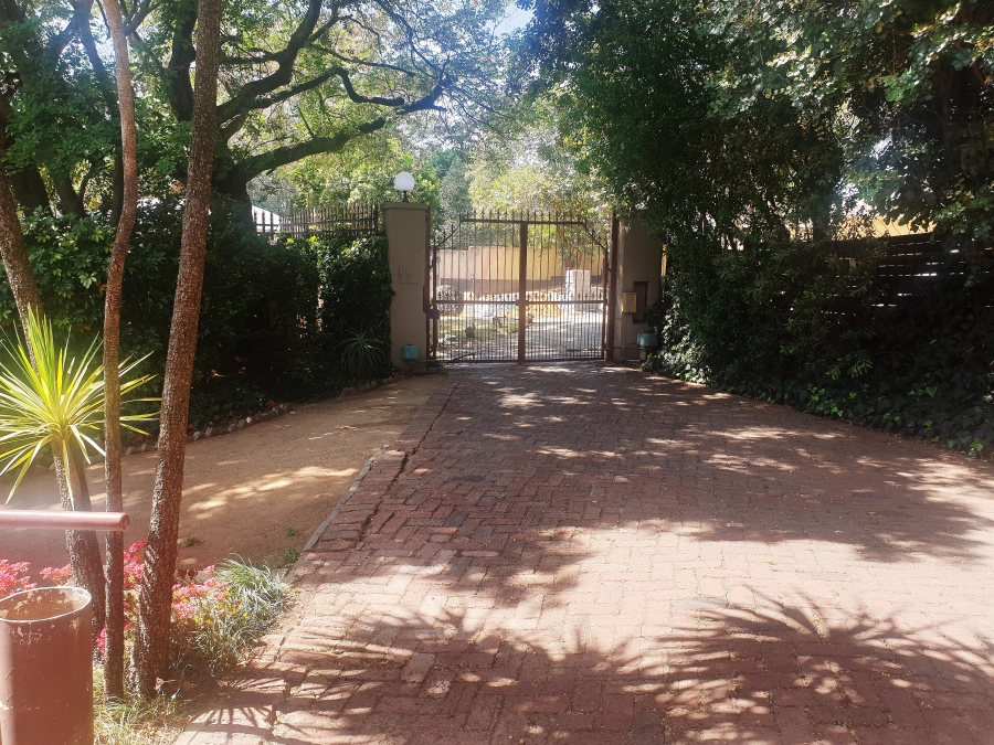 3 Bedroom Property for Sale in Lyndhurst Gauteng