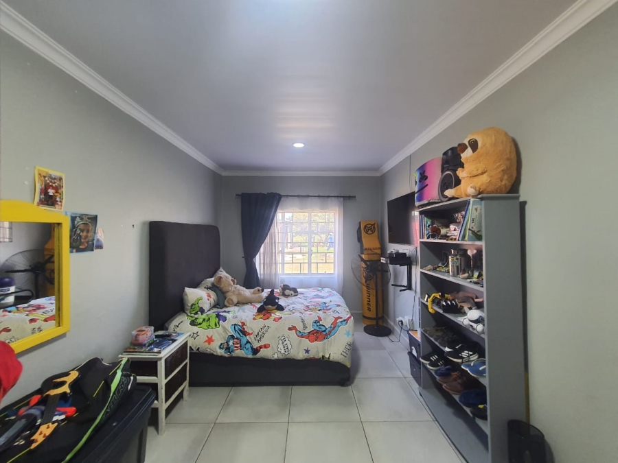 3 Bedroom Property for Sale in Mullerstuine Gauteng