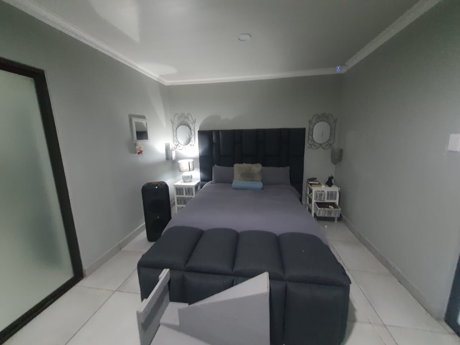 3 Bedroom Property for Sale in Mullerstuine Gauteng