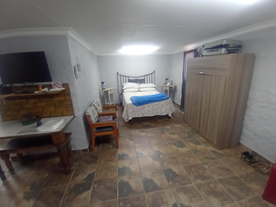 9 Bedroom Property for Sale in Pendale Gauteng