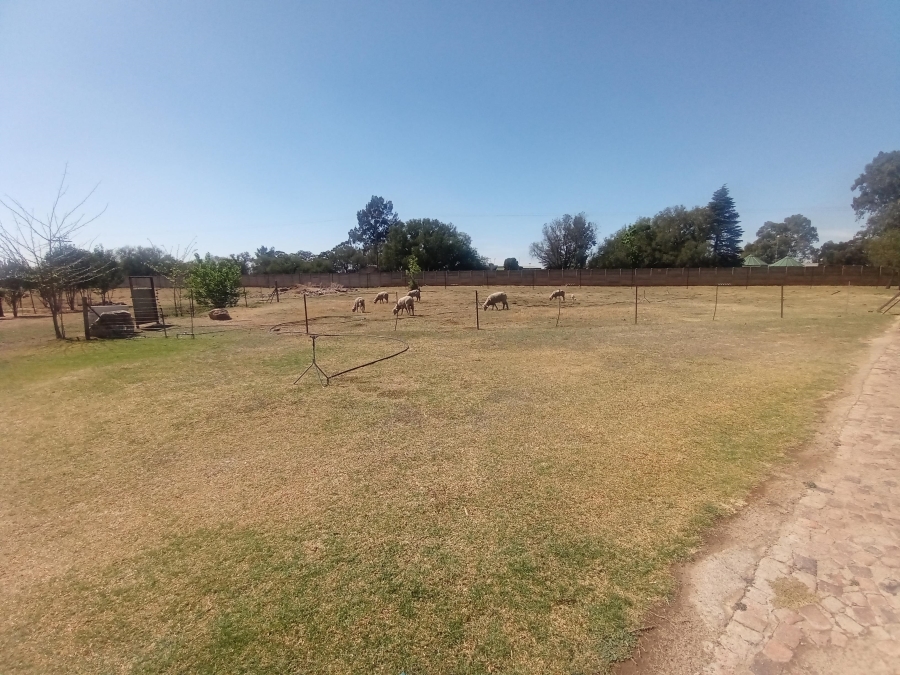 9 Bedroom Property for Sale in Pendale Gauteng
