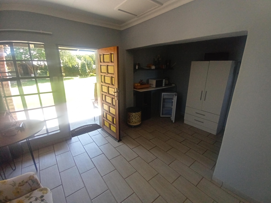 9 Bedroom Property for Sale in Pendale Gauteng