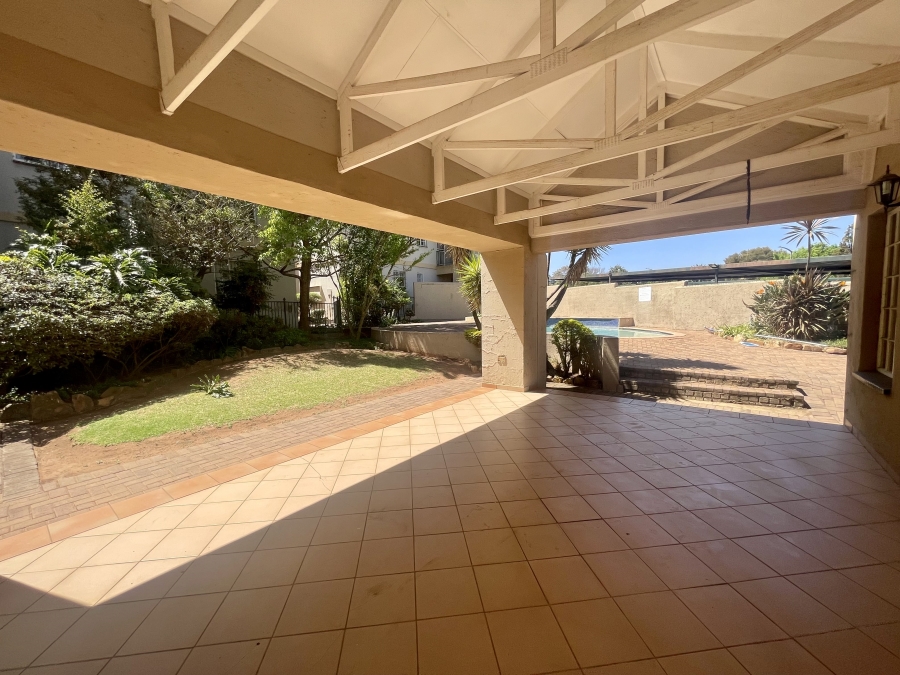 To Let 2 Bedroom Property for Rent in Horison Gauteng