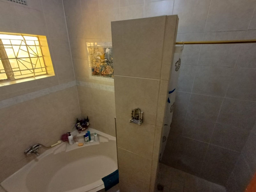 3 Bedroom Property for Sale in Manufacta Gauteng