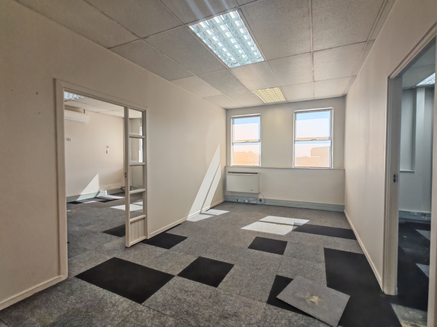To Let commercial Property for Rent in Randjespark Gauteng