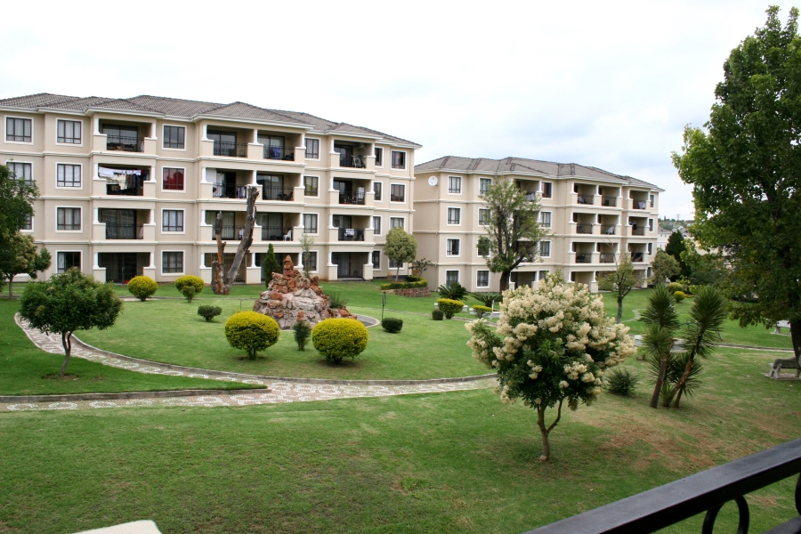3 Bedroom Property for Sale in Erand Gardens Gauteng
