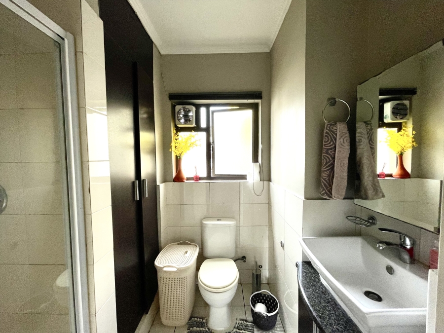 3 Bedroom Property for Sale in Erand Gardens Gauteng