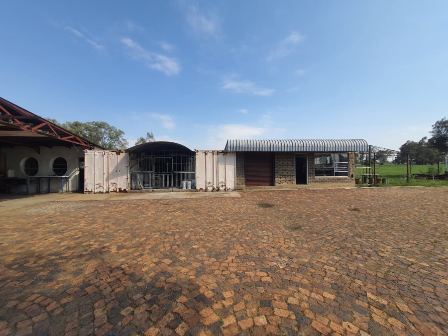 4 Bedroom Property for Sale in Theoville Gauteng
