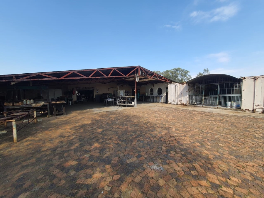 4 Bedroom Property for Sale in Theoville Gauteng