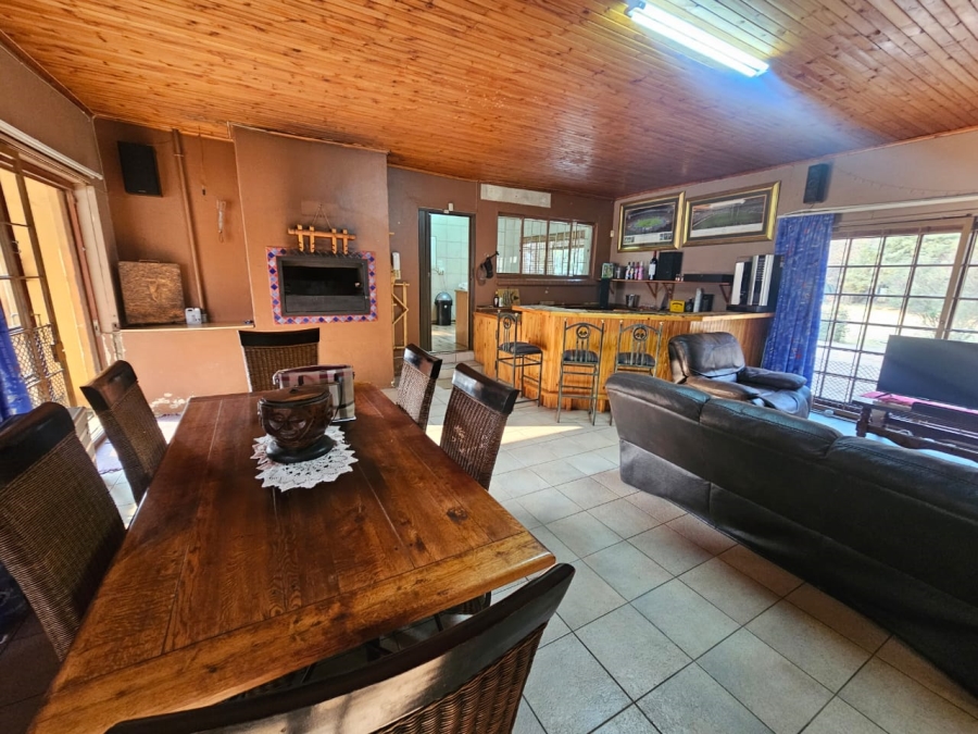 5 Bedroom Property for Sale in Miravaal Gauteng