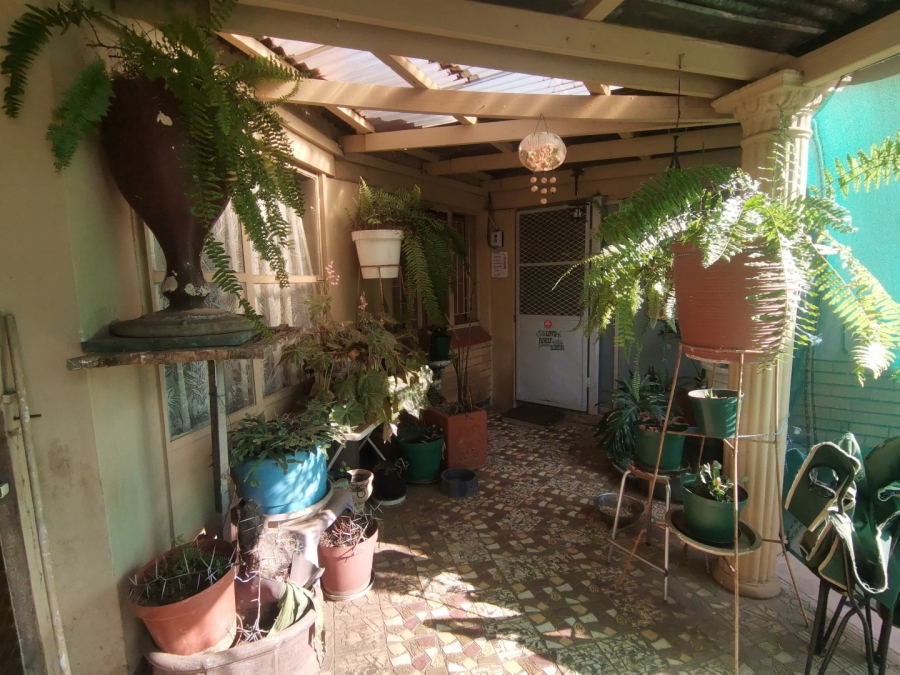 3 Bedroom Property for Sale in Roodia Gauteng