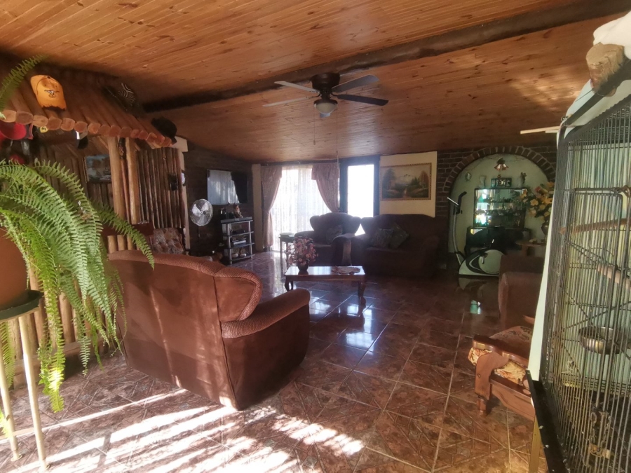 3 Bedroom Property for Sale in Roodia Gauteng