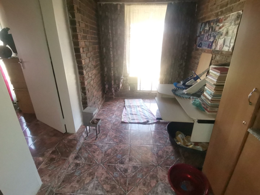 3 Bedroom Property for Sale in Roodia Gauteng