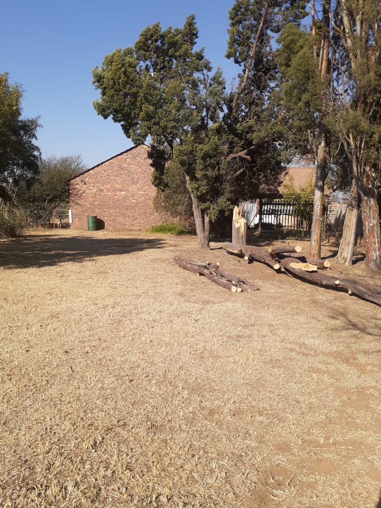 3 Bedroom Property for Sale in Roodia Gauteng