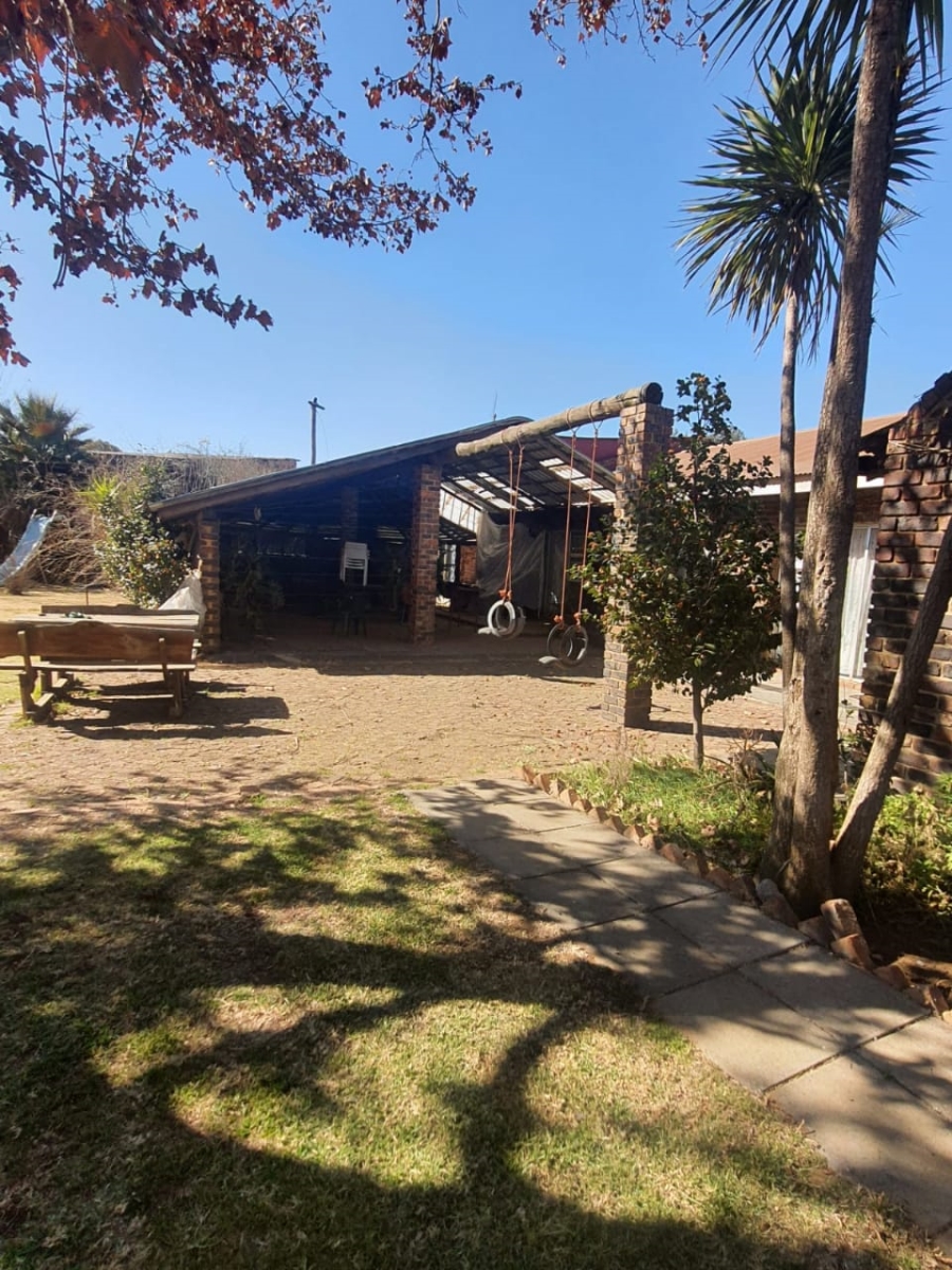 3 Bedroom Property for Sale in Roodia Gauteng