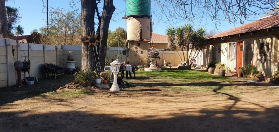 3 Bedroom Property for Sale in Roodia Gauteng