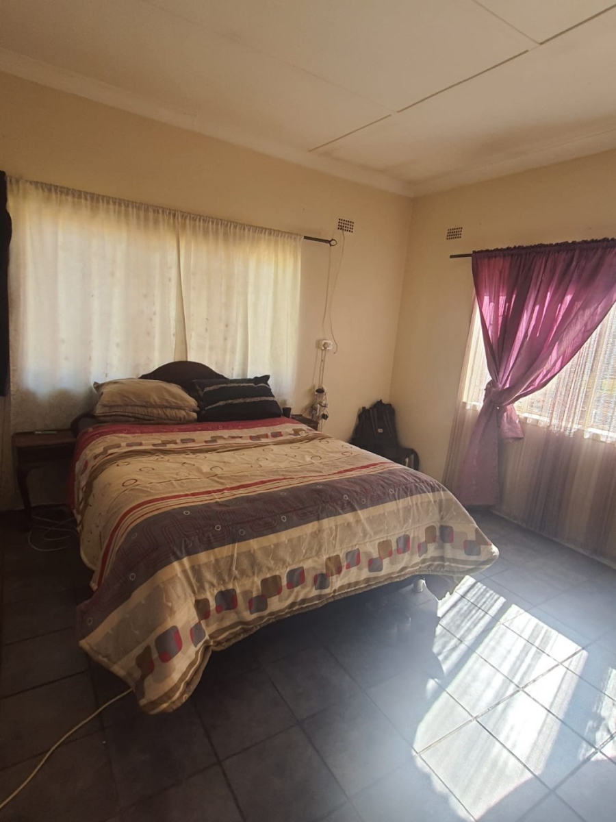3 Bedroom Property for Sale in Roodia Gauteng