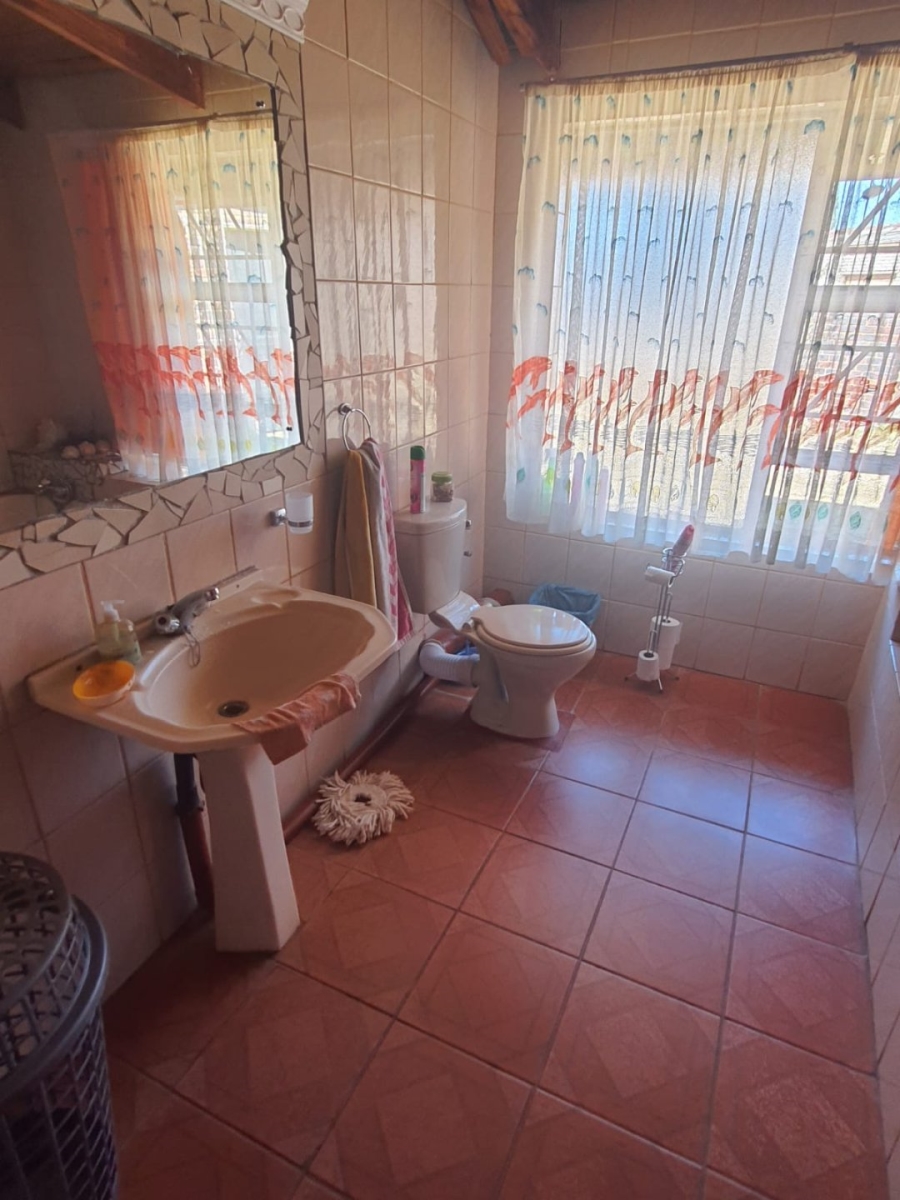 3 Bedroom Property for Sale in Roodia Gauteng
