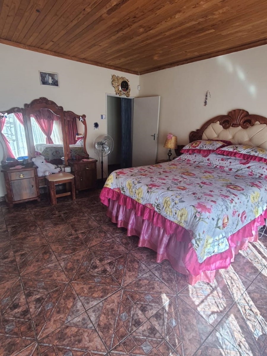 3 Bedroom Property for Sale in Roodia Gauteng