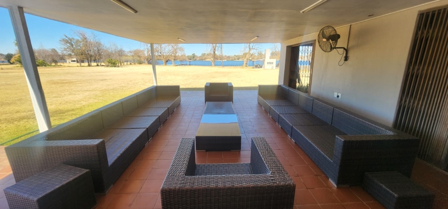 9 Bedroom Property for Sale in Lochvaal Gauteng