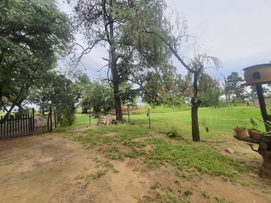 4 Bedroom Property for Sale in Mullerstuine Gauteng