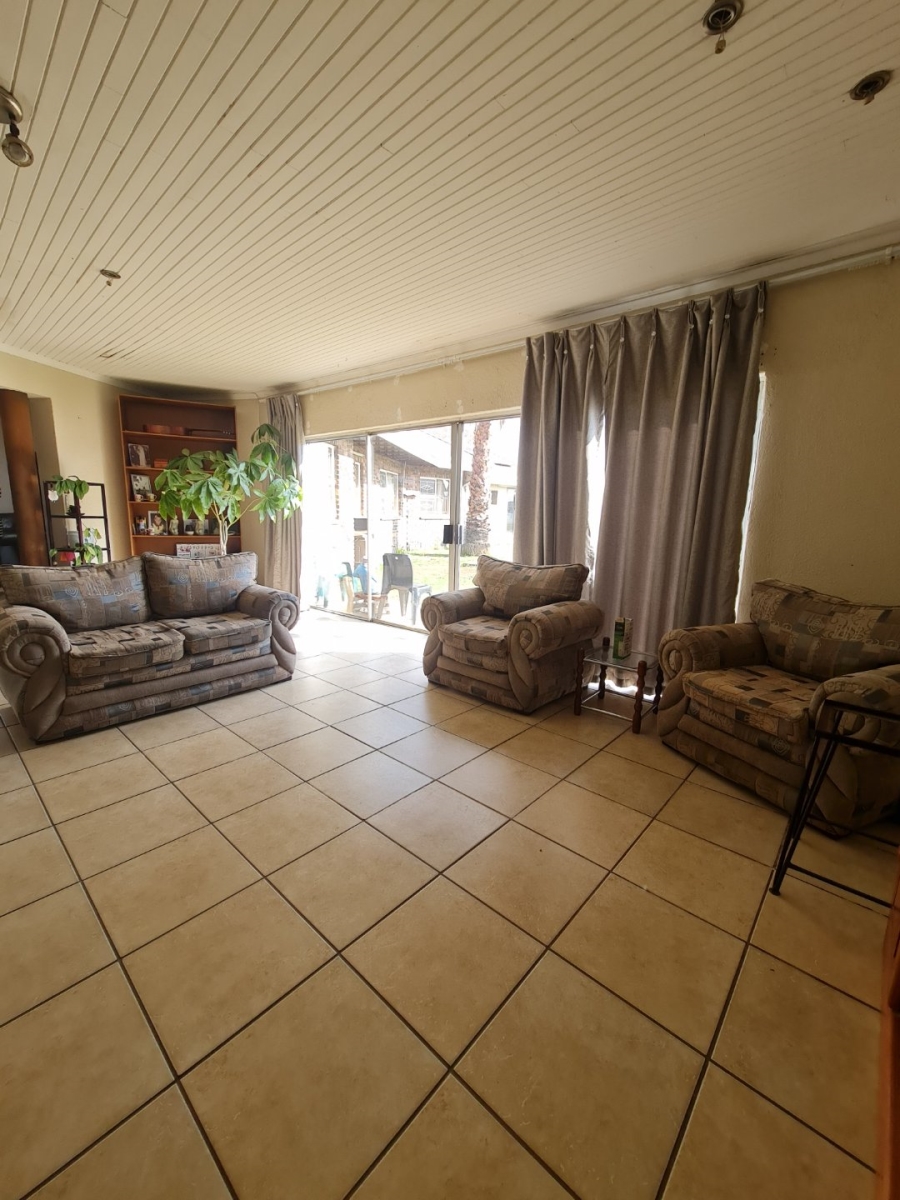 3 Bedroom Property for Sale in Rusticana Gauteng