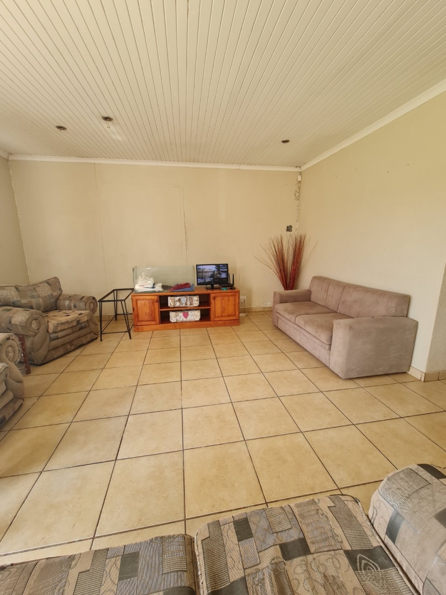 3 Bedroom Property for Sale in Rusticana Gauteng