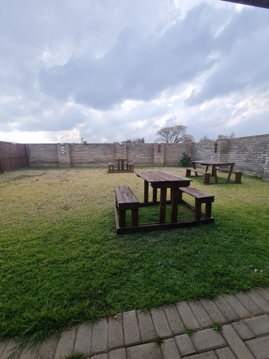 3 Bedroom Property for Sale in Rusticana Gauteng