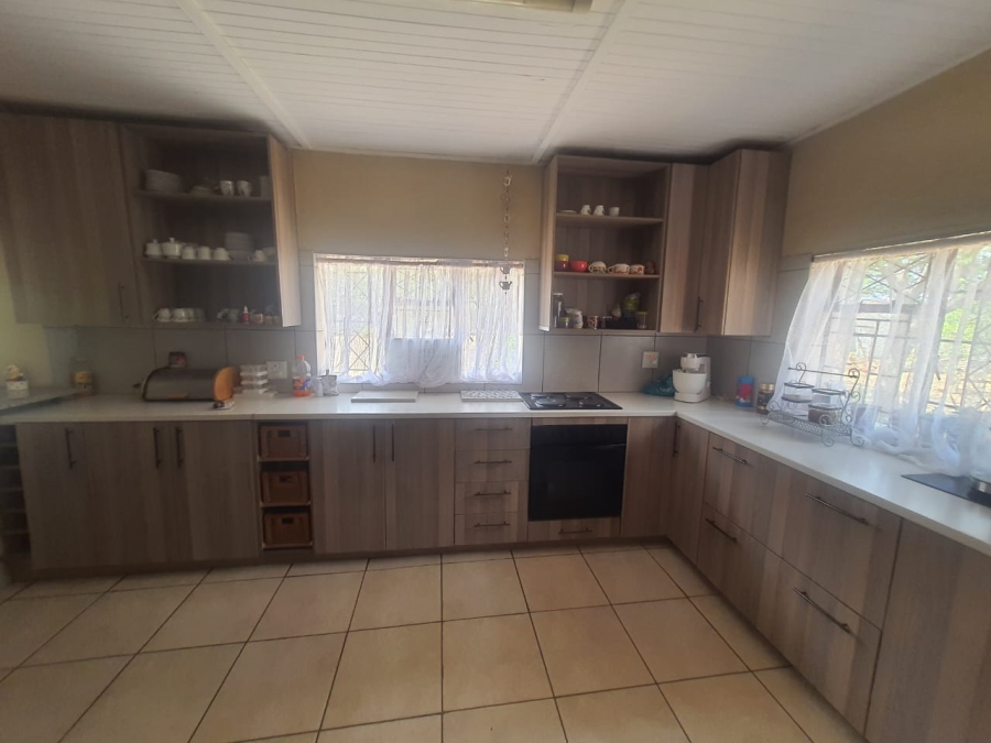 3 Bedroom Property for Sale in Theoville Gauteng