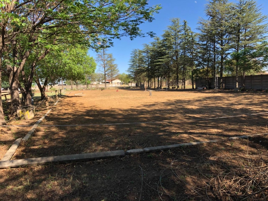 3 Bedroom Property for Sale in Theoville Gauteng